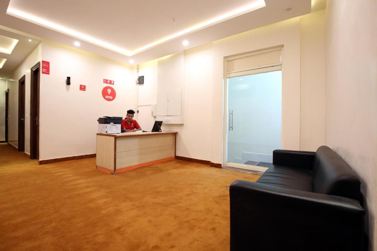 Oyo 9159 皇家伍德斯拉克酒店 Zirakpur 外观 照片